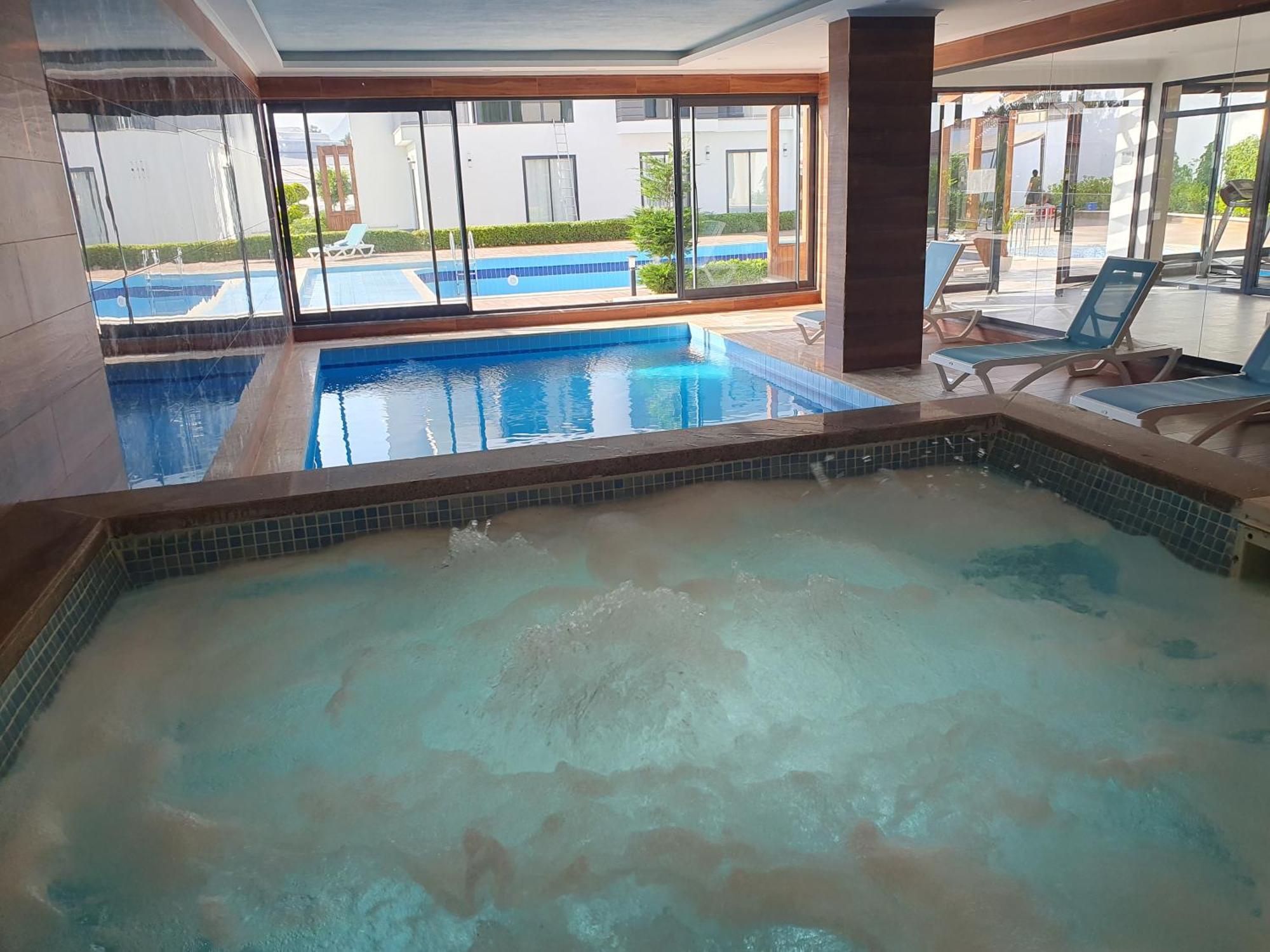 Dream Luxury In Royal Park Апартаменти *
